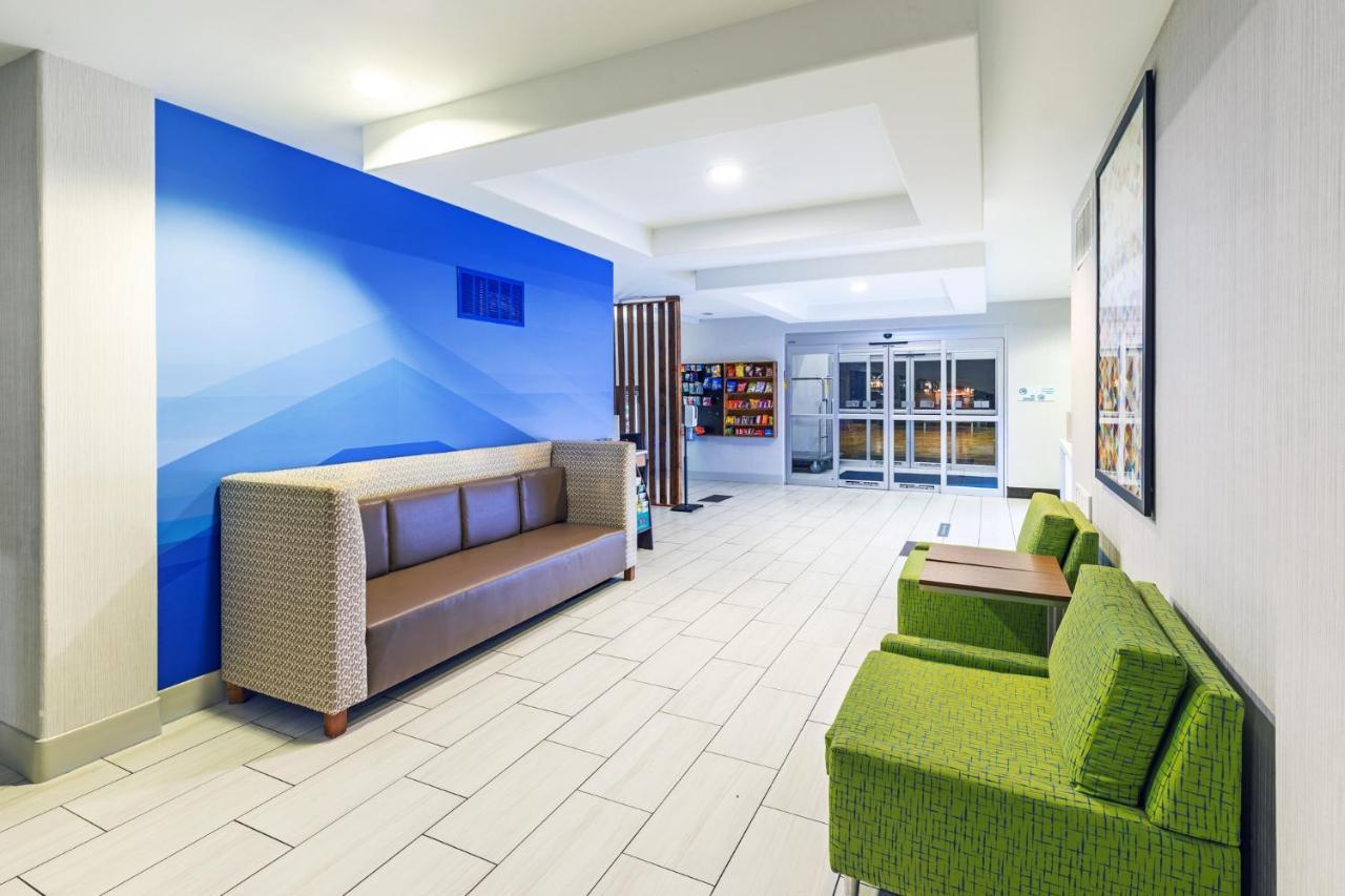 Holiday Inn Express & Suites Lafayette South By Ihg Exterior foto
