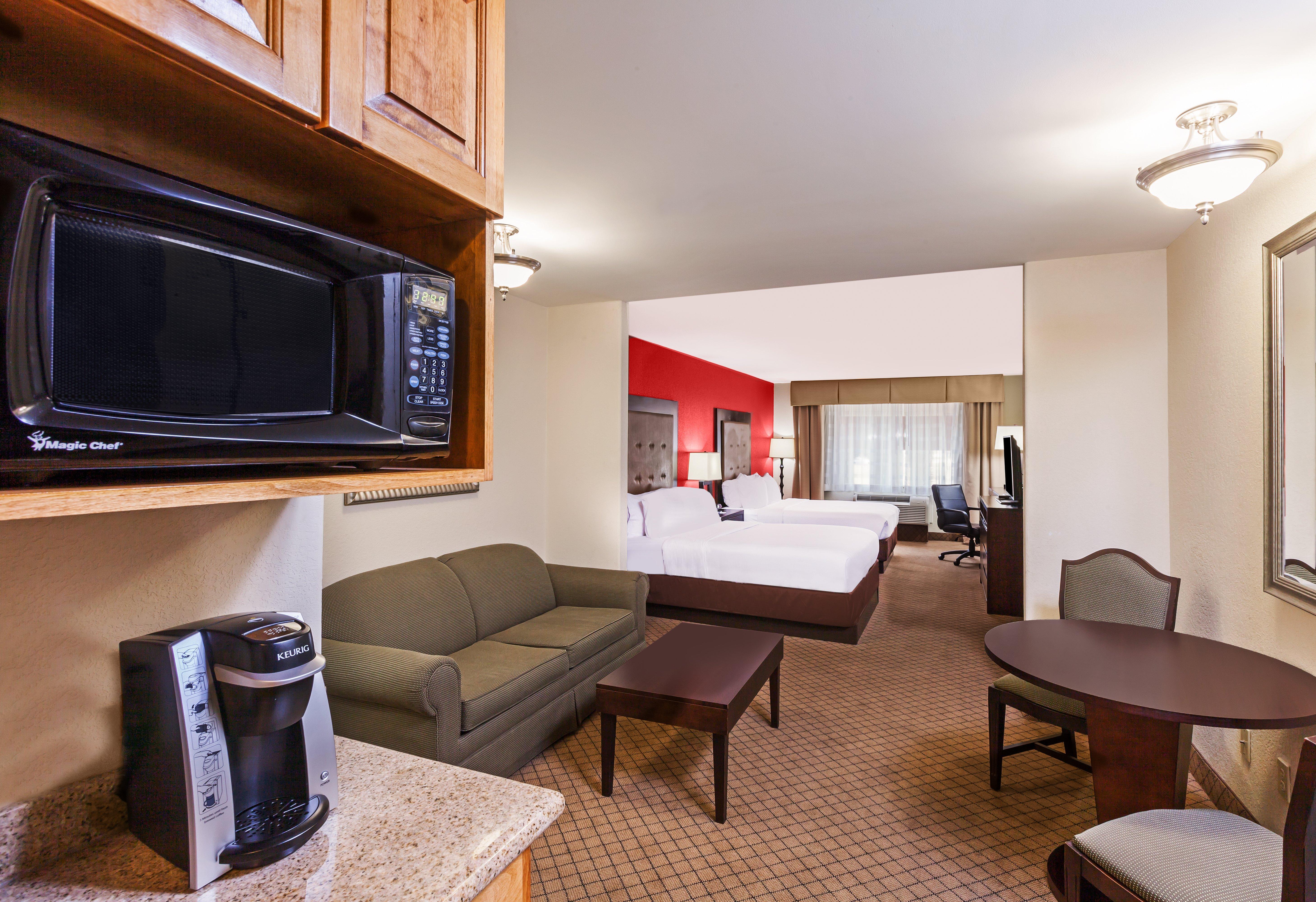 Holiday Inn Express & Suites Lafayette South By Ihg Exterior foto