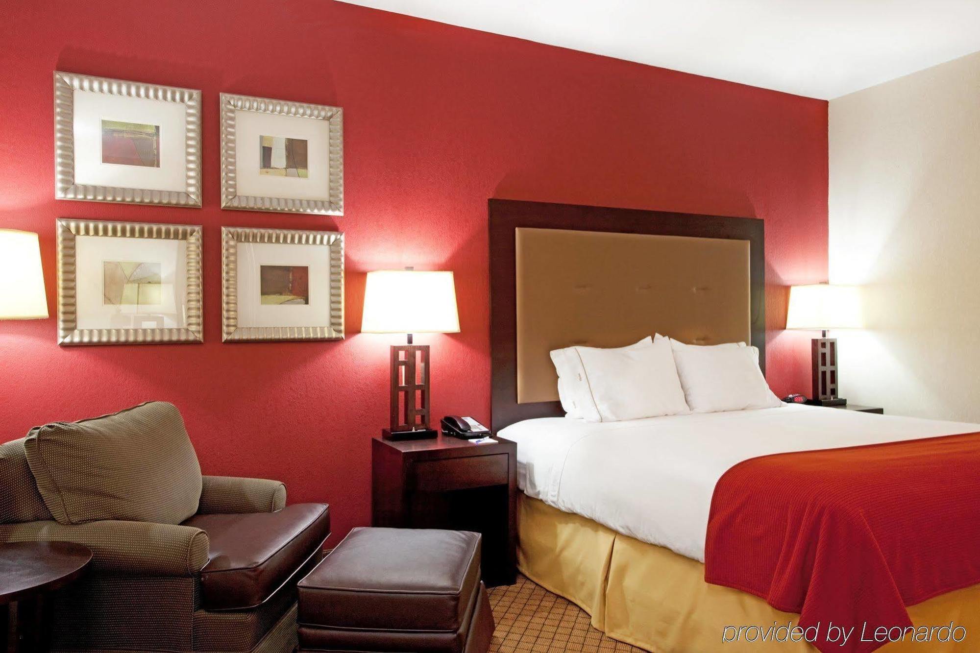 Holiday Inn Express & Suites Lafayette South By Ihg Exterior foto